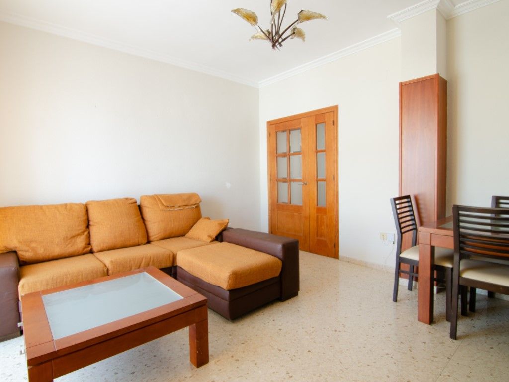 Sala d'estar de Pis en venda en La Rinconada