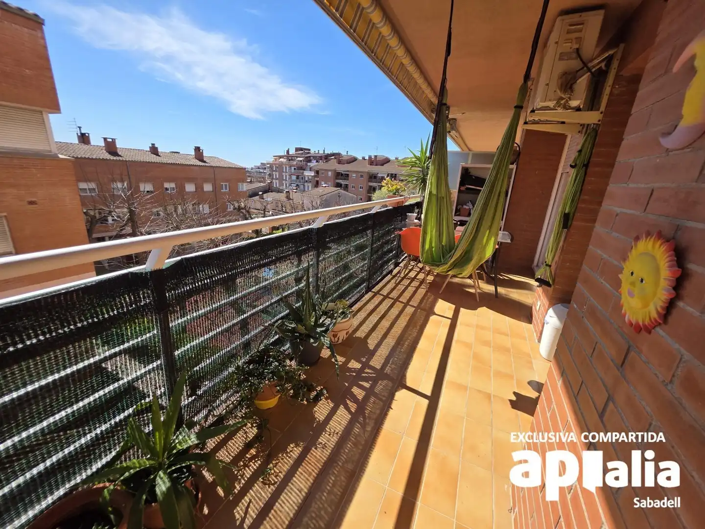 Terraza de Piso en venta en Castellar del Vallès con Calefacción y Balcón