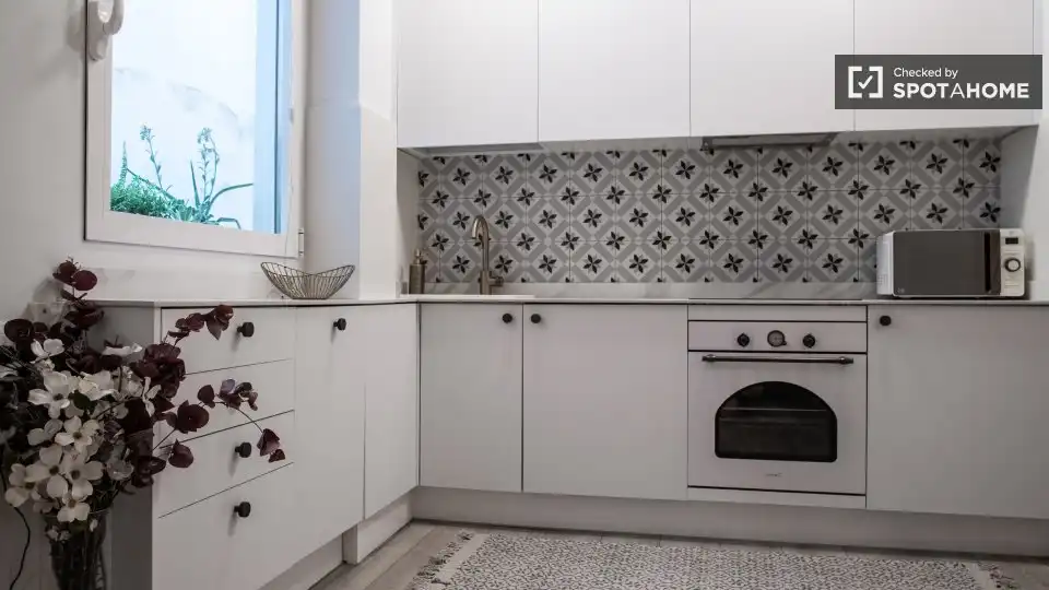 Flat for rent in Gaztambide