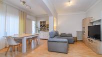 Living room of Flat for sale in Manresa  with Air Conditioner, Heating and Storage room