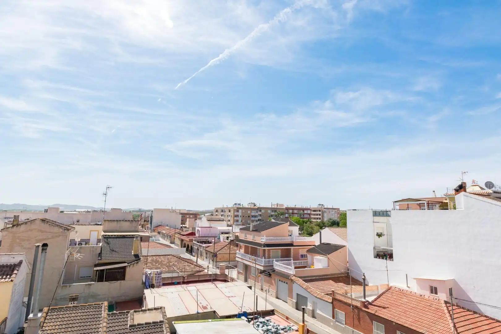 Vista exterior de Apartamento de alquiler en Los Montesinos con Aire acondicionado y Terraza
