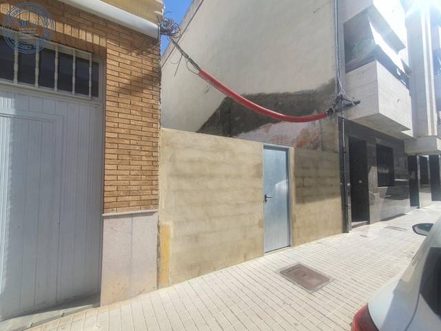 Terreno residencial en Venta en Calle GARCIA SANCHIZ en Sedaví