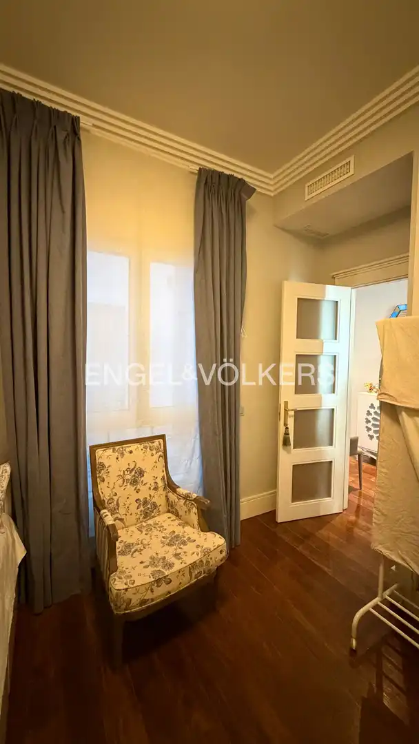 Bedroom of Flat for sale in Barrio de Salamanca