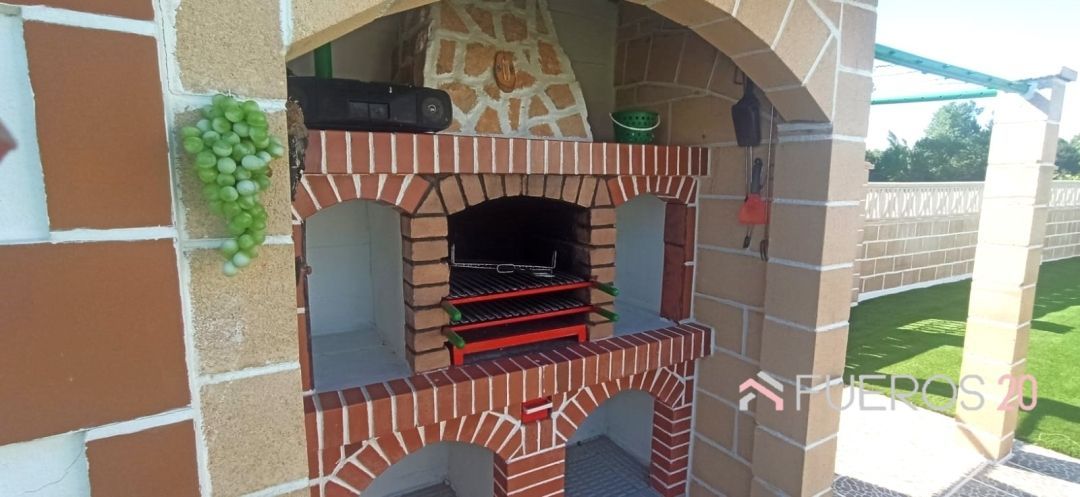 Casa o xalet en venda en Medina de Pomar amb Calefacció, Jardí privat i Terrassa