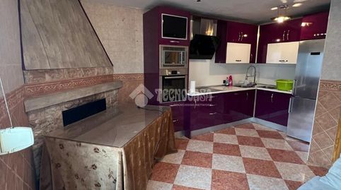 Foto 2 de Casa adosada en venta en Rus, Jaén