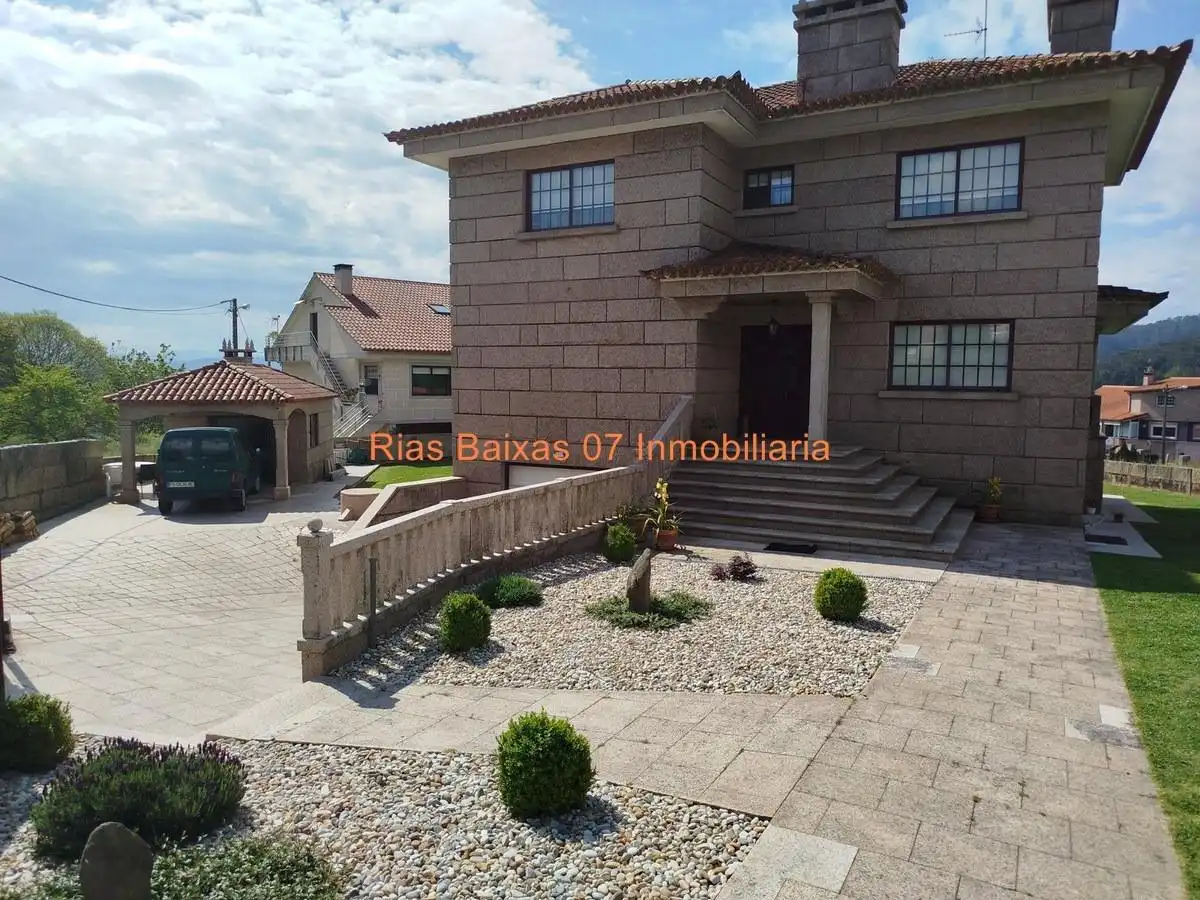 House with terrace for sale in Mos, imagen 2