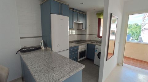 Foto 4 de Piso en venta en Calle Narciso, 4, Los Pacos, Fuengirola