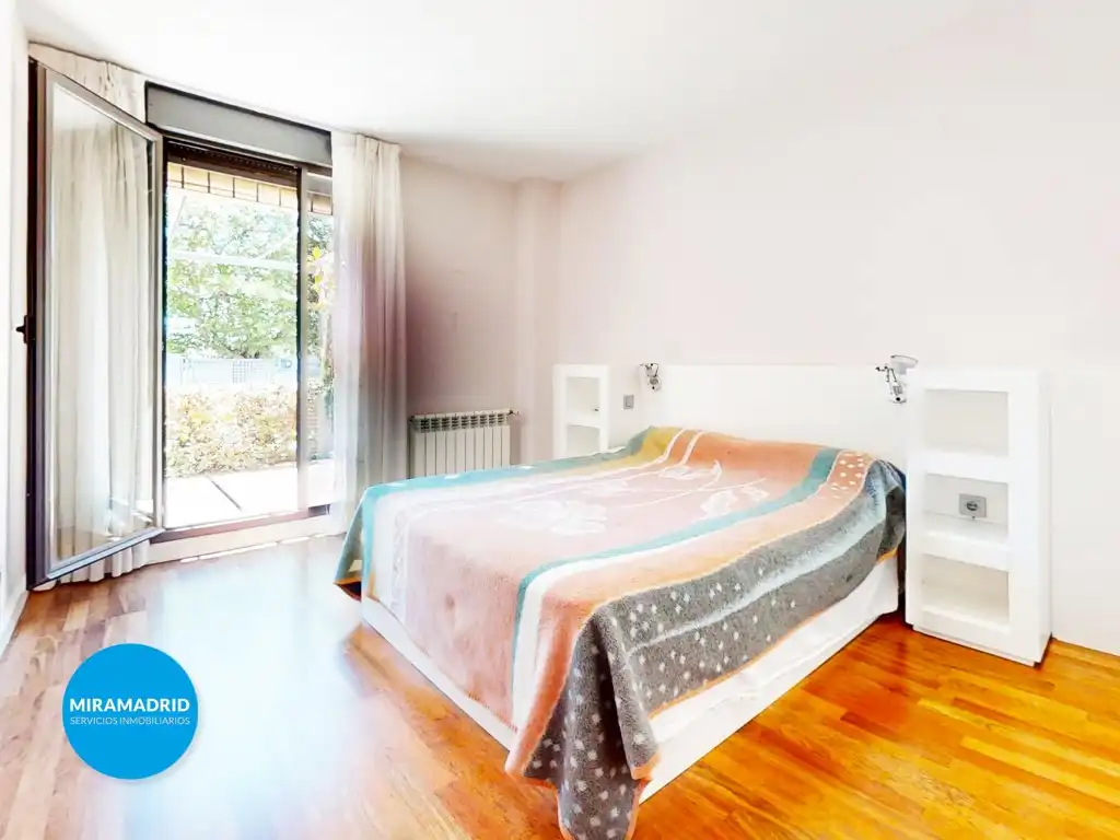 Habitación de Planta baja en venta en Paracuellos de Jarama con Aire acondicionado, Terraza y Piscina comunitaria