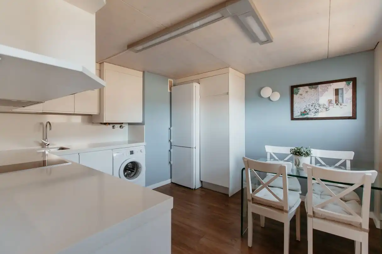 Küche von Dachboden zur Miete in Huesca mit Klimaanlage, Heizung und Terrasse