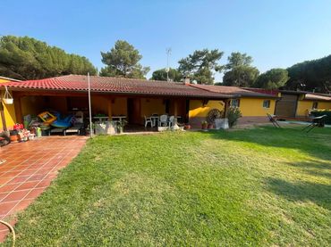 Villa mit Pool zum Verkauf in Tudela de Duero