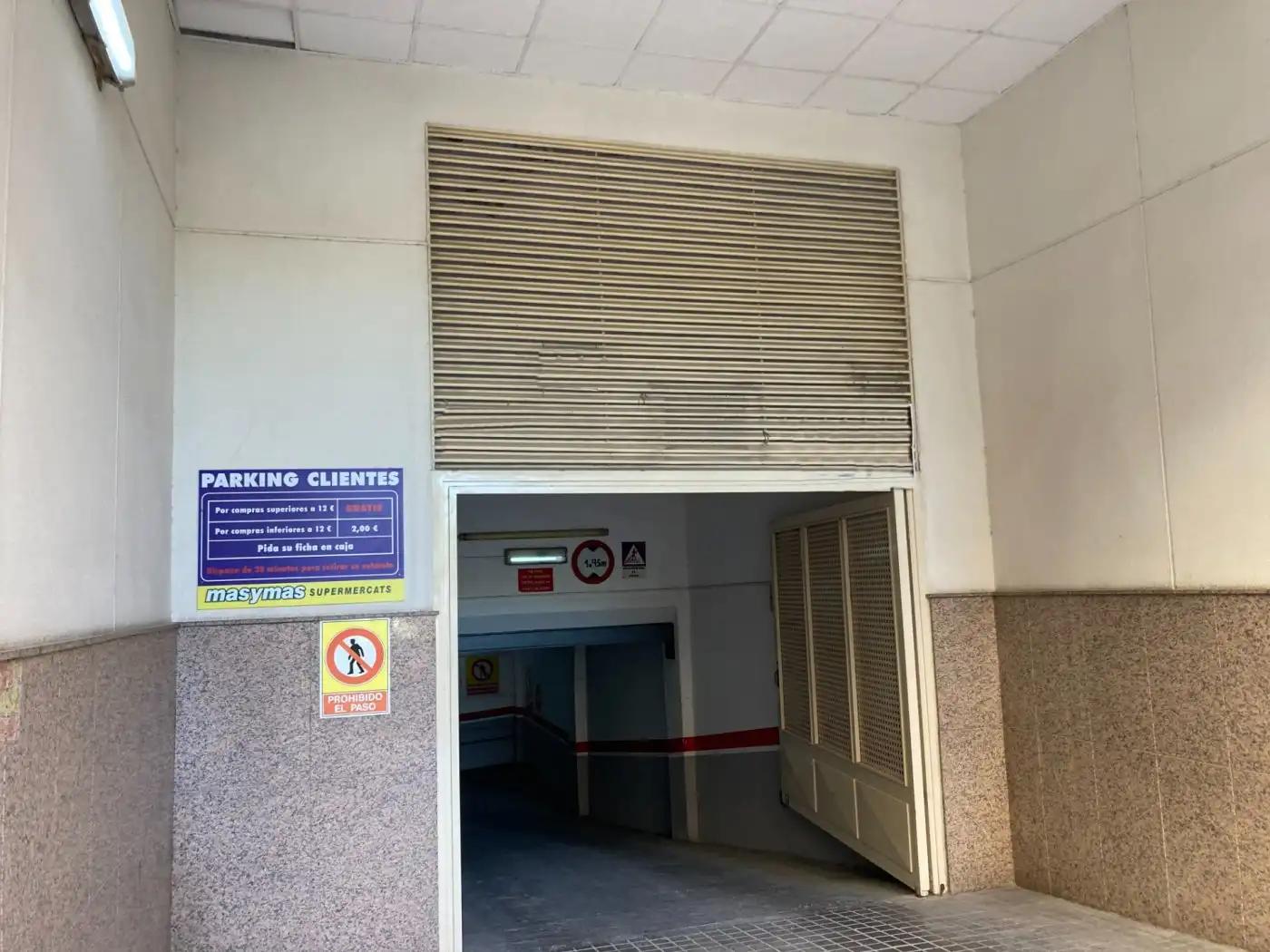Parkplatz von Garage zur Miete in Elche / Elx