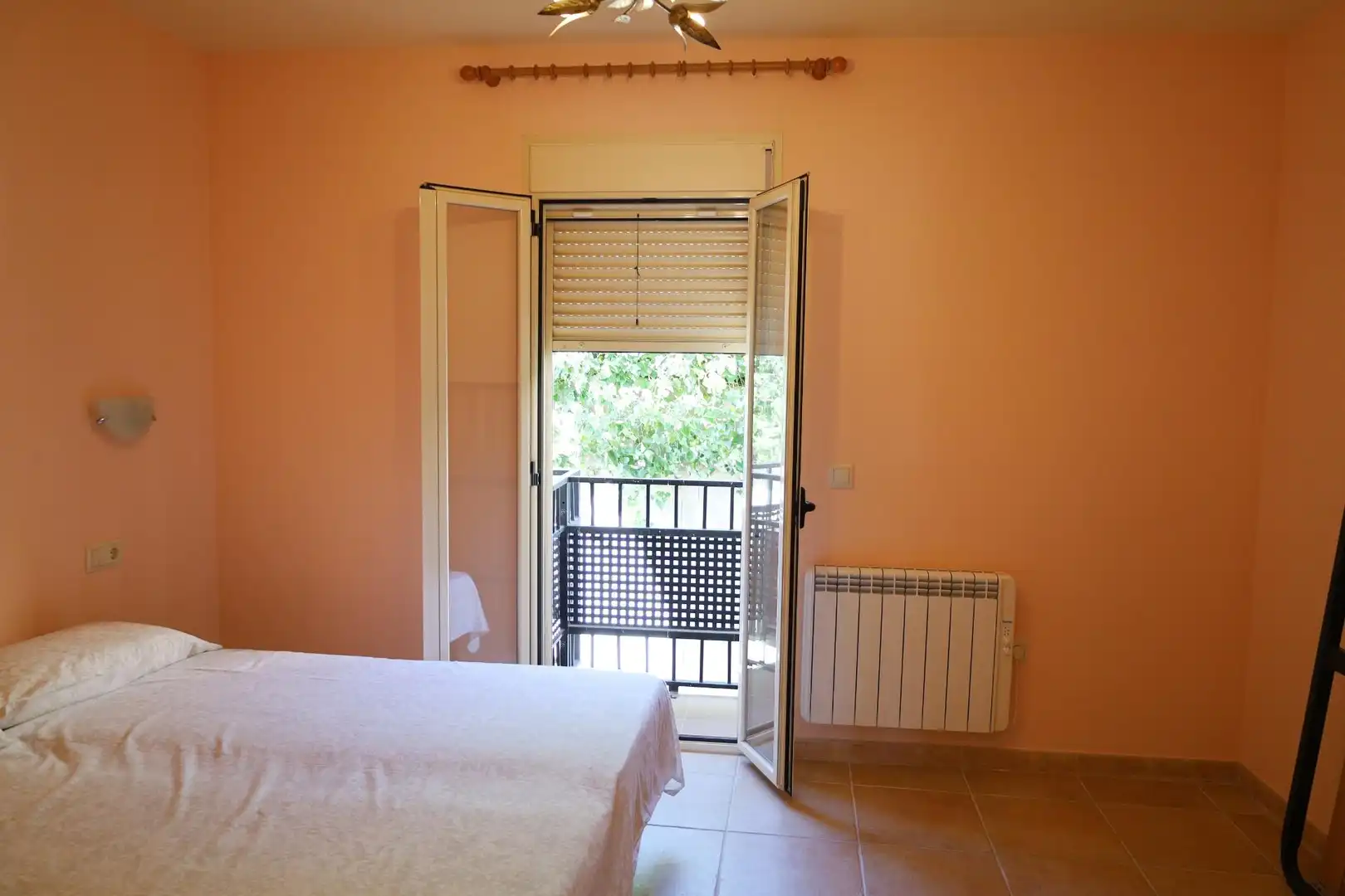Bedroom of Houses for sale in Híjar  with Air Conditioner, Heating and Terrace