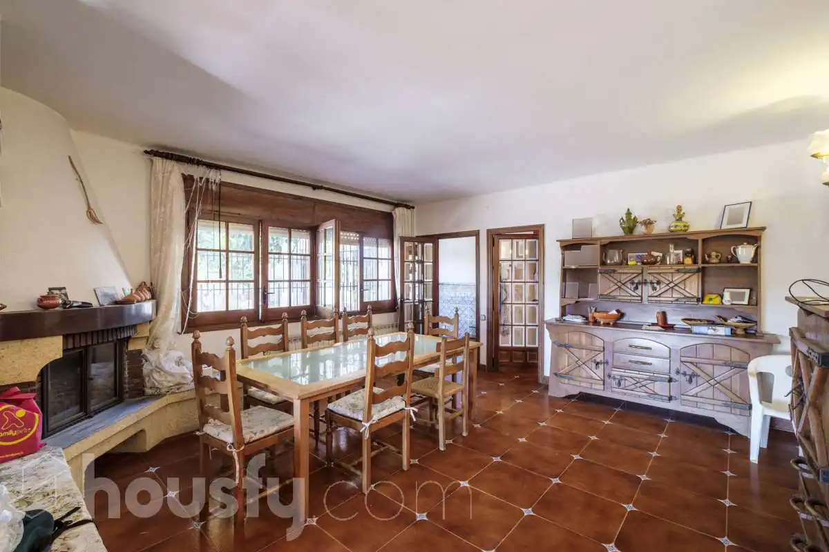 Detached house with pool for sale in Calle Bergueda ., imagen 5
