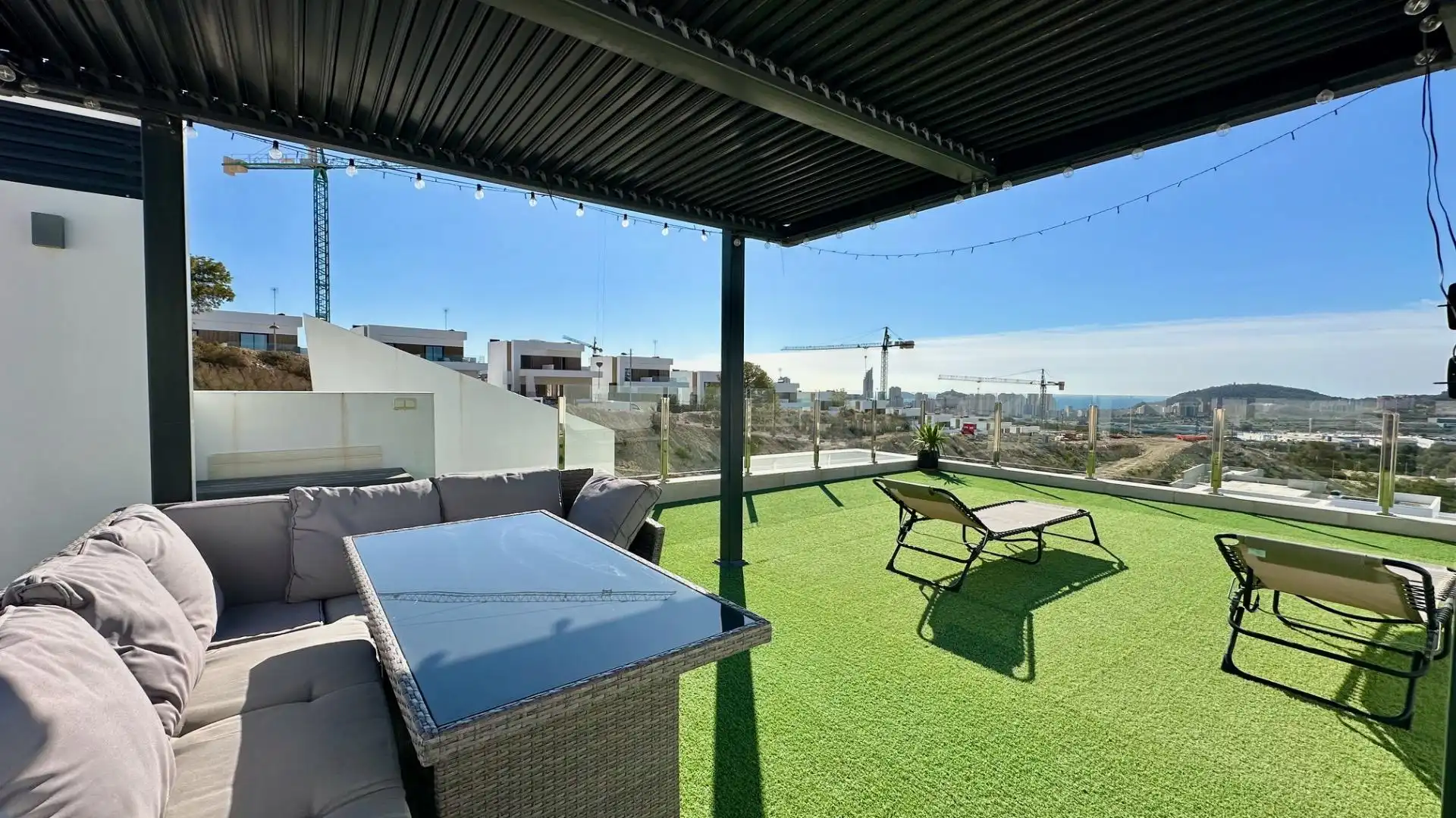 Terraza de Ático de alquiler en Finestrat con Aire acondicionado, Calefacción y Terraza