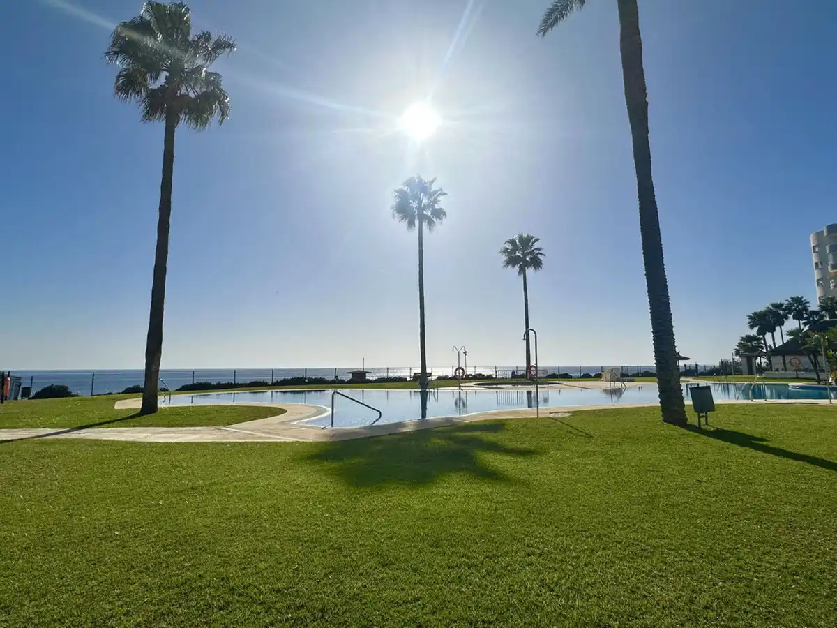 Apartamento con jardín en venta en Calahonda, imagen 46