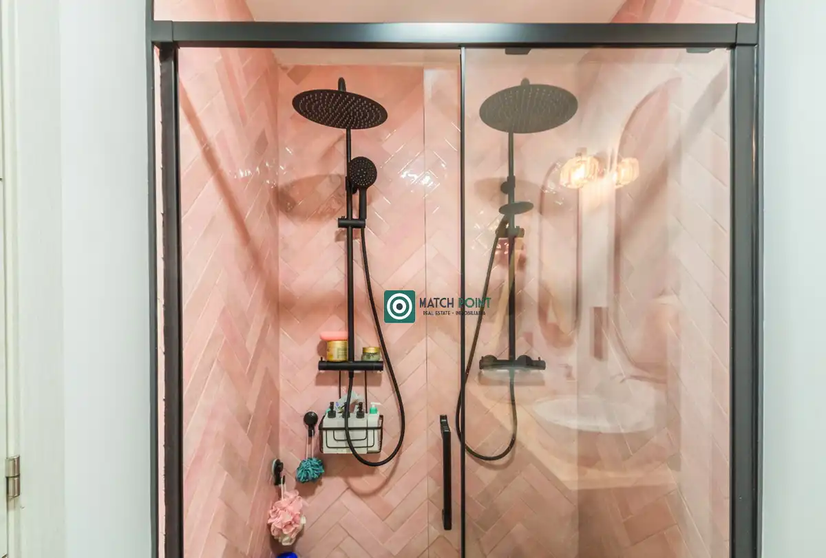 Baño de Piso de alquiler en Almuñécar con Amueblado