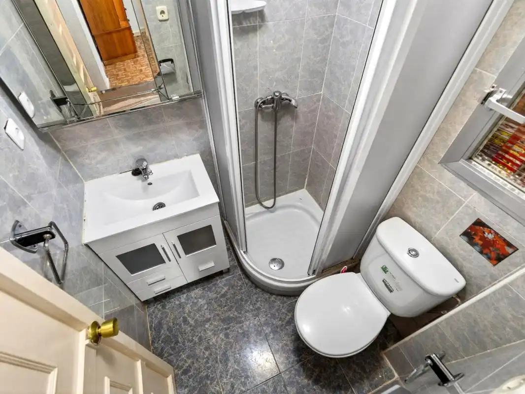 Baño de Planta baja en venta en Madrid con Calefacción