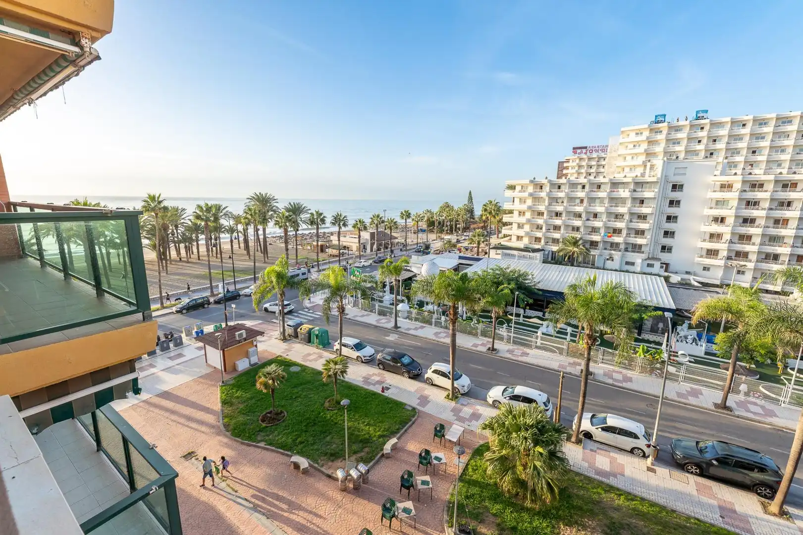 Vista exterior de Apartament en venda en Torremolinos amb Aire condicionat, Calefacció i Jardí privat