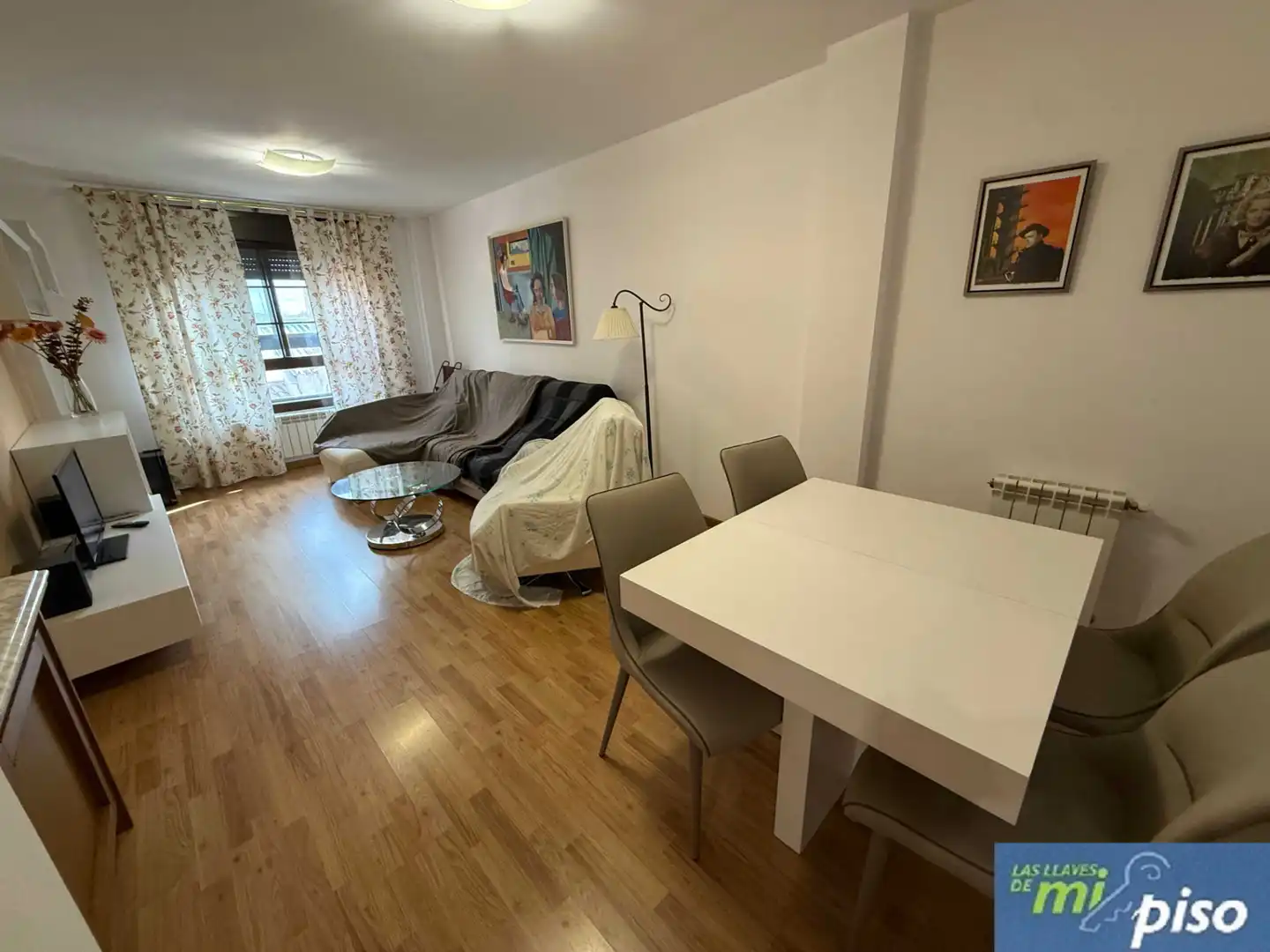 Exterior view of Flat for sale in Tudela de Duero  with Heating, Parquet flooring and Storage room