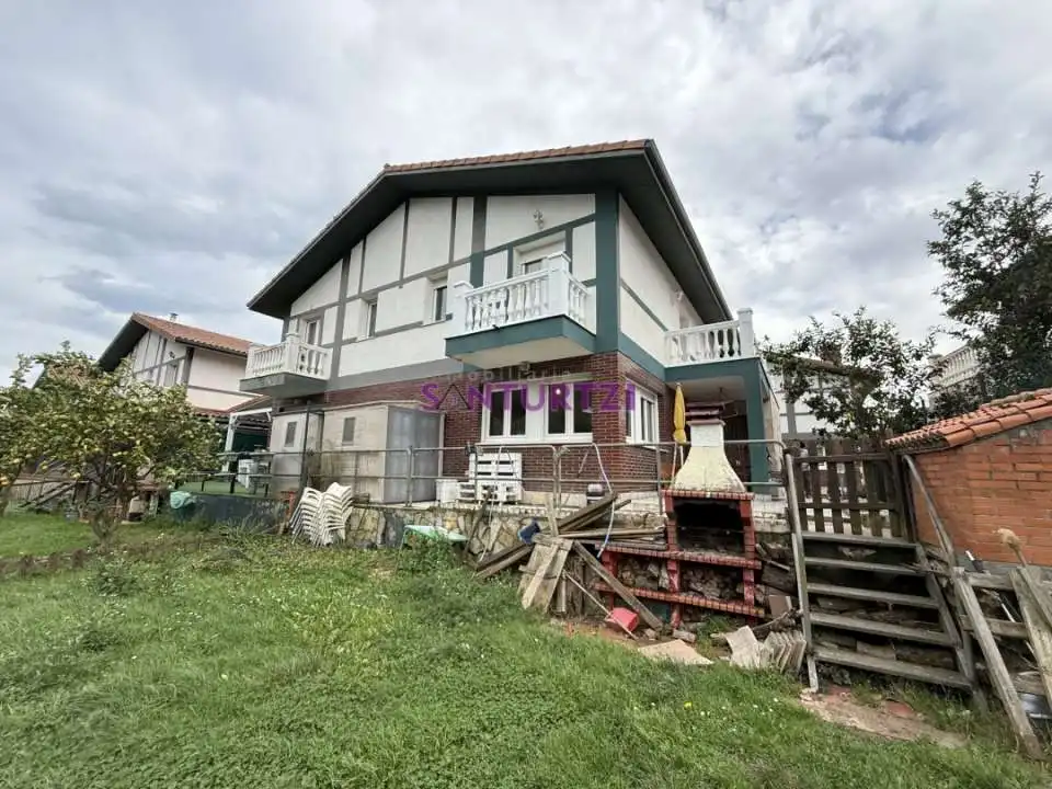 Exterior view of Detached homes for sale in Castro-Urdiales  with Heating, Terrace and Furnished