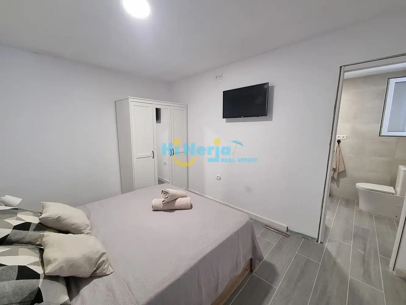 Dormitori de Apartament en venda en Torrox amb Aire condicionat, Calefacció i Jardí privat