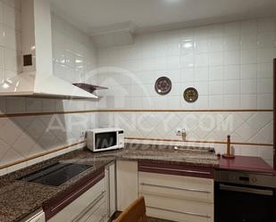 Cuina de Casa o xalet de lloguer en Alcalá de Guadaira amb Aire condicionat, Calefacció i Terrassa