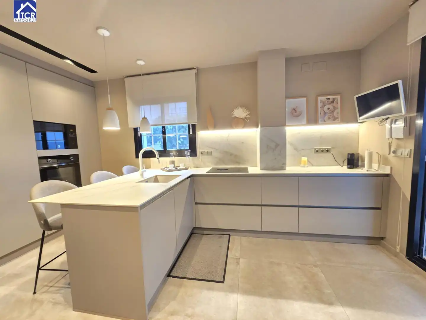 Kitchen of Houses for sale in Barberà del Vallès  with Air Conditioner, Heating and Private garden