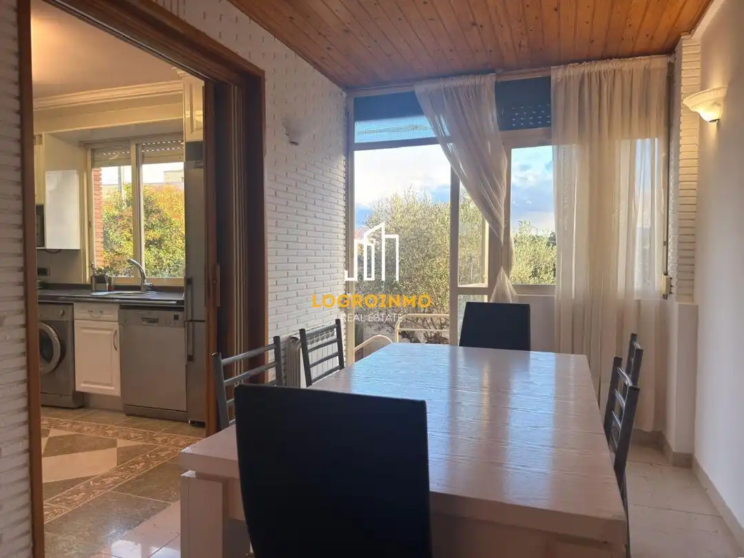 Dining room of Detached homes for sale in  Logroño  with Heating, Private garden and Terrace