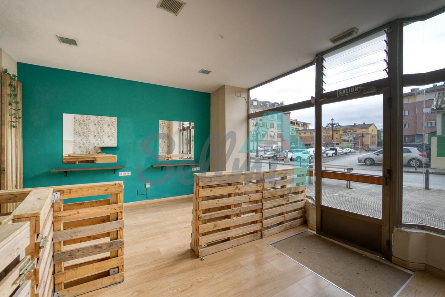 Premises for sale in Oviedo 