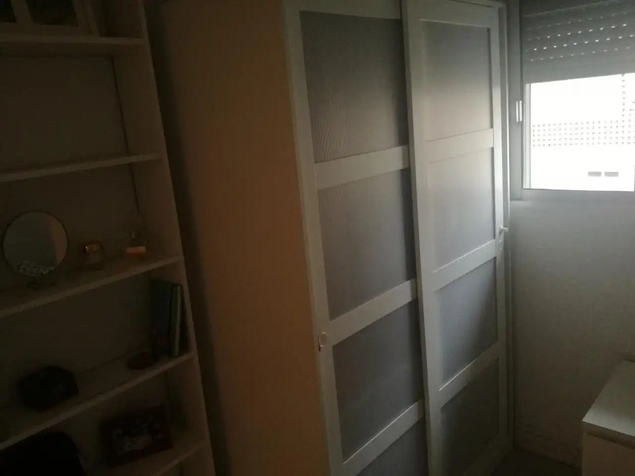 Habitación de Piso de alquiler en Sevilla con Aire acondicionado y Amueblado