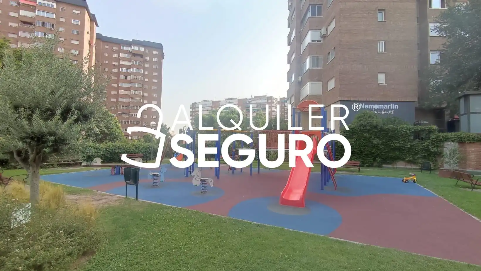 Vista exterior de Piso de alquiler en Madrid con Aire acondicionado, Calefacción y Piscina