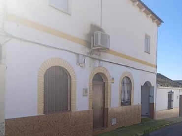 Haus zum Verkauf in Fuente Palmera