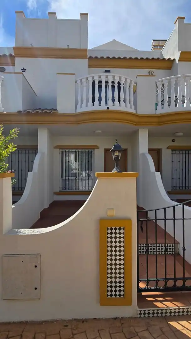 Casa adosada de alquiler en Orihuela Costa