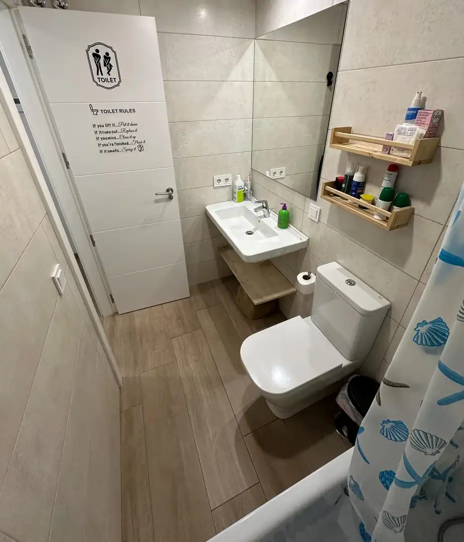 Baño de Planta baja en venta en Córdoba con Aire acondicionado, Calefacción y Jardín privado