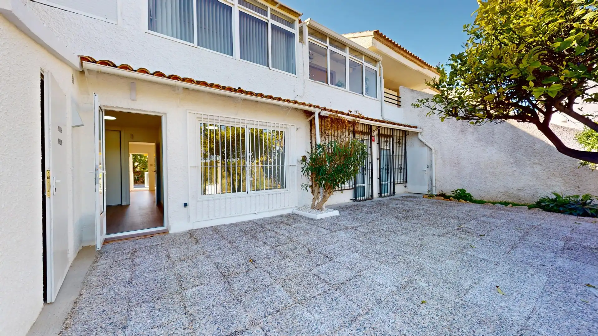Ground floor for sale in Orihuela Costa, imagen 2