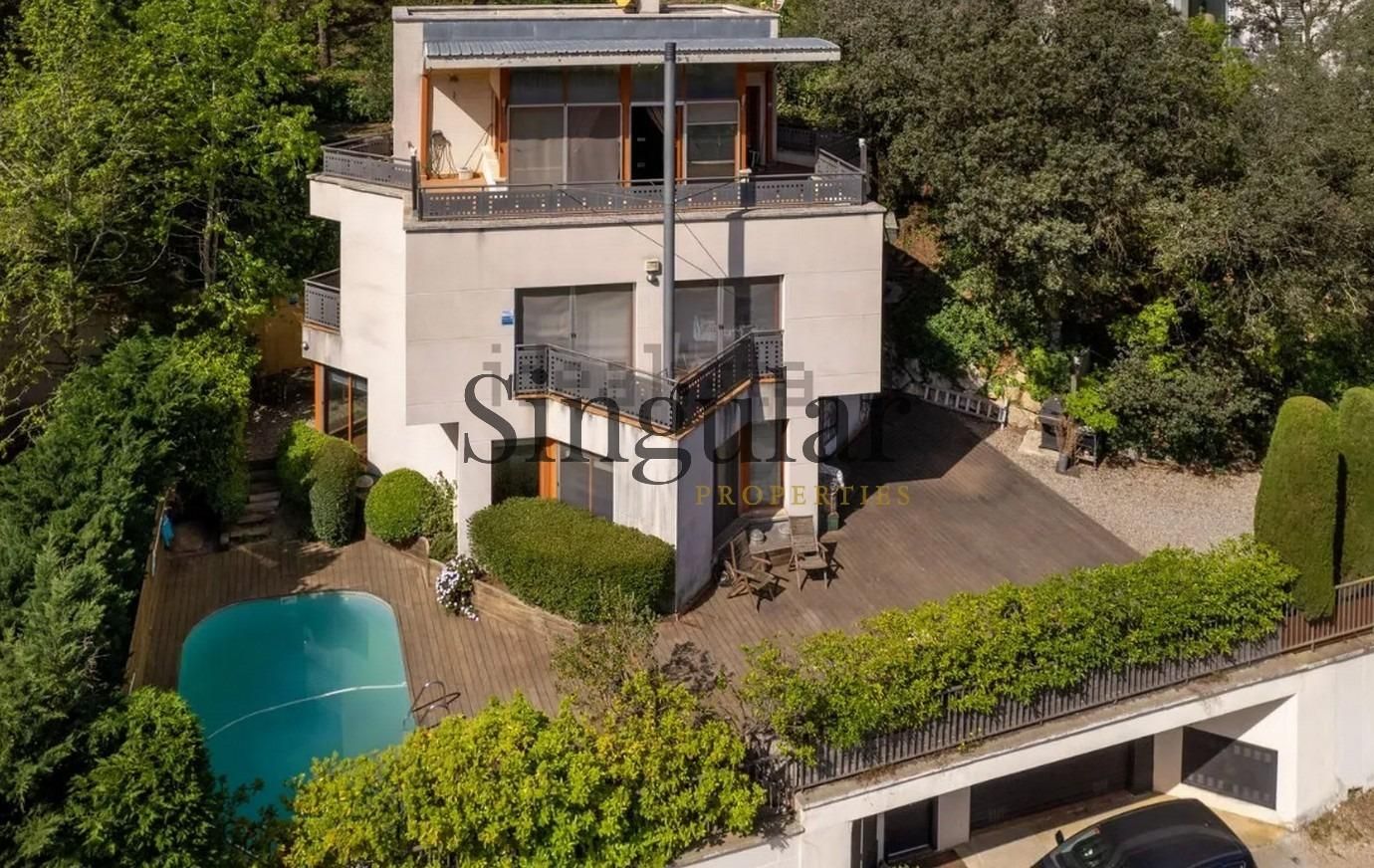 Exterior view of House or chalet for sale in  Barcelona Capital  with Heating, Private garden and Terrace