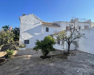 Vista exterior de Casa o xalet en venda en Badolatosa amb Terrassa i Traster