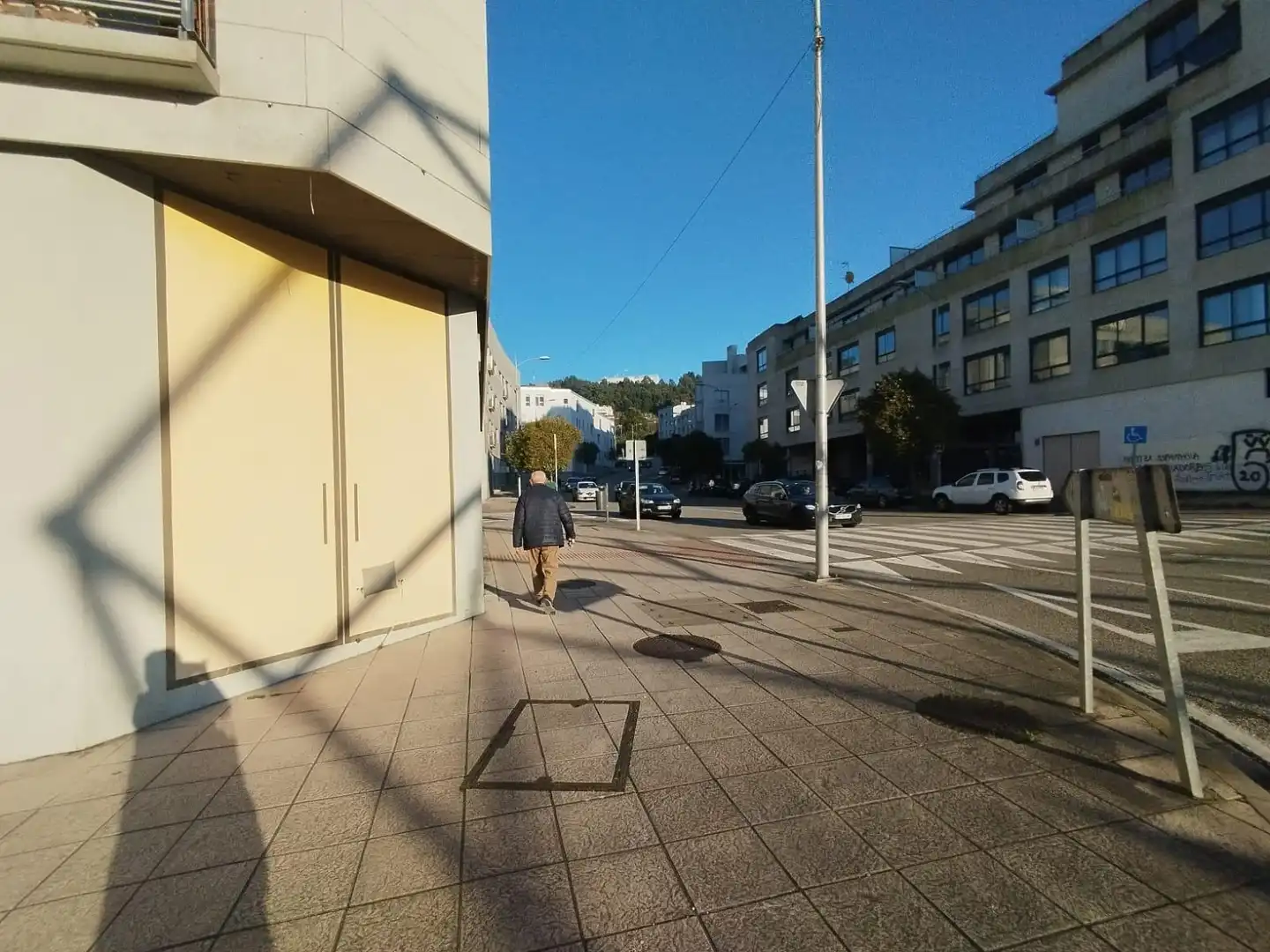 Exterior view of Garage for sale in Vigo 