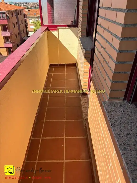 Dúplex de alquiler en Salamanca con Calefacción, Terraza y Piscina