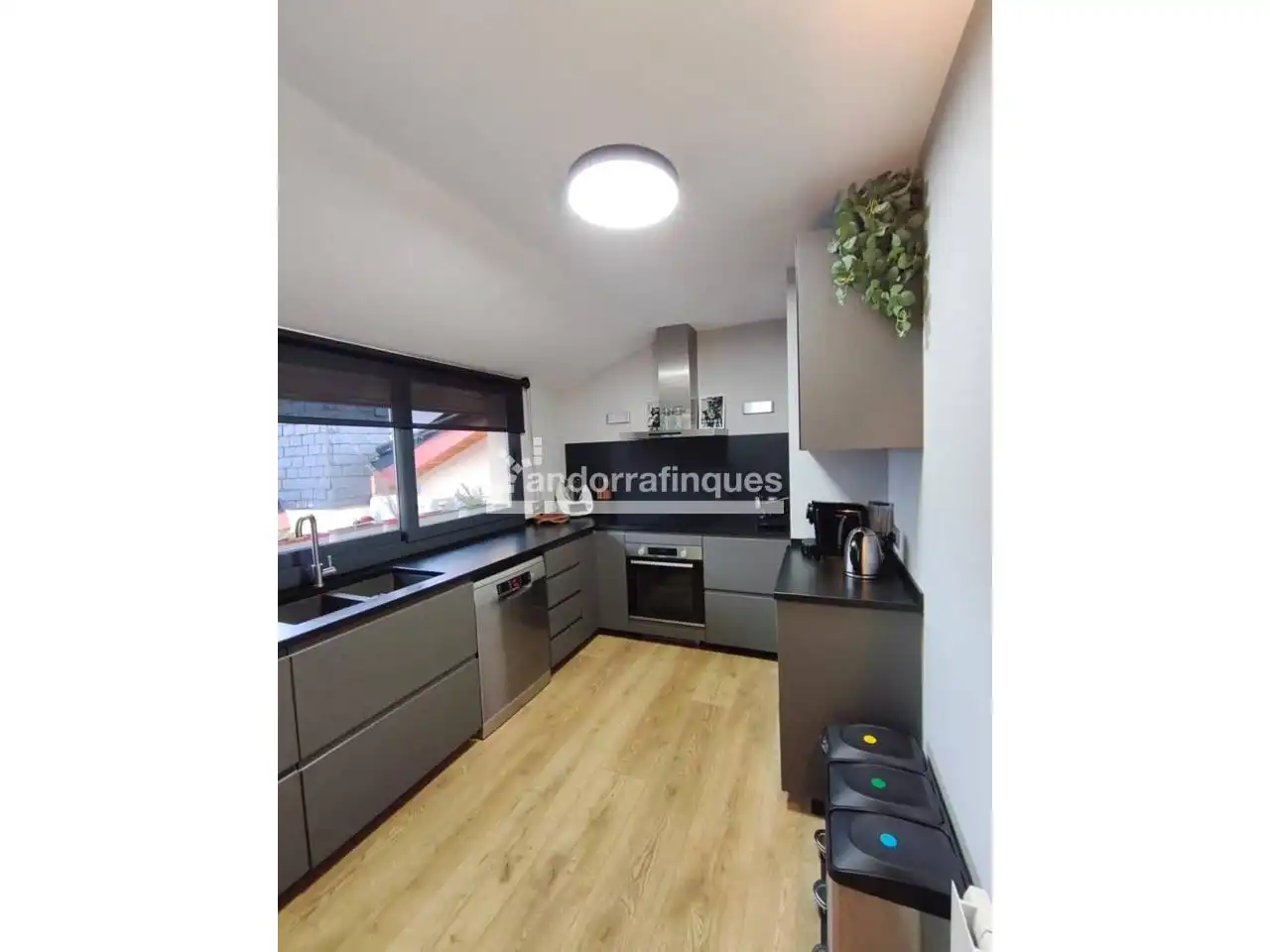 Cocina de Apartamento en venta en Montferrer i Castellbò con Aire acondicionado, Terraza y Trastero