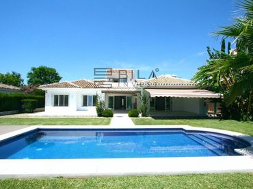 Xalet amb piscina en venda a Mijas Golf