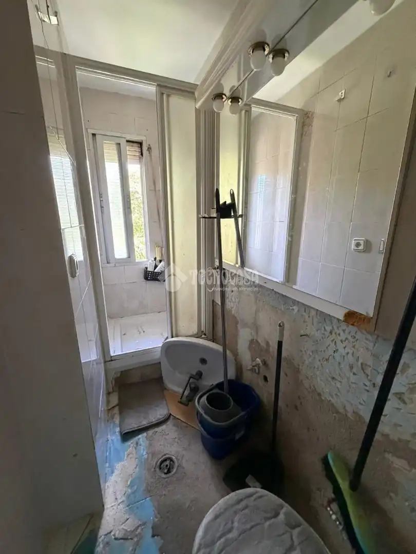 Bathroom of Flat for sale in Torrejón de Ardoz