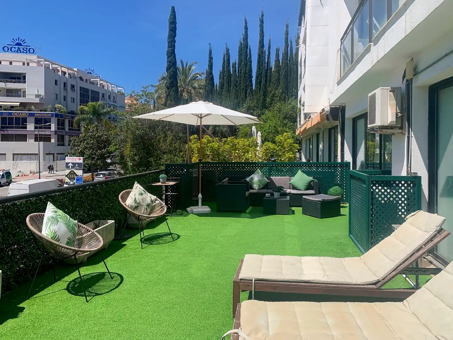 Terrasse von Büro zur Miete in Marbella mit Klimaanlage, Heizung und Möbliert