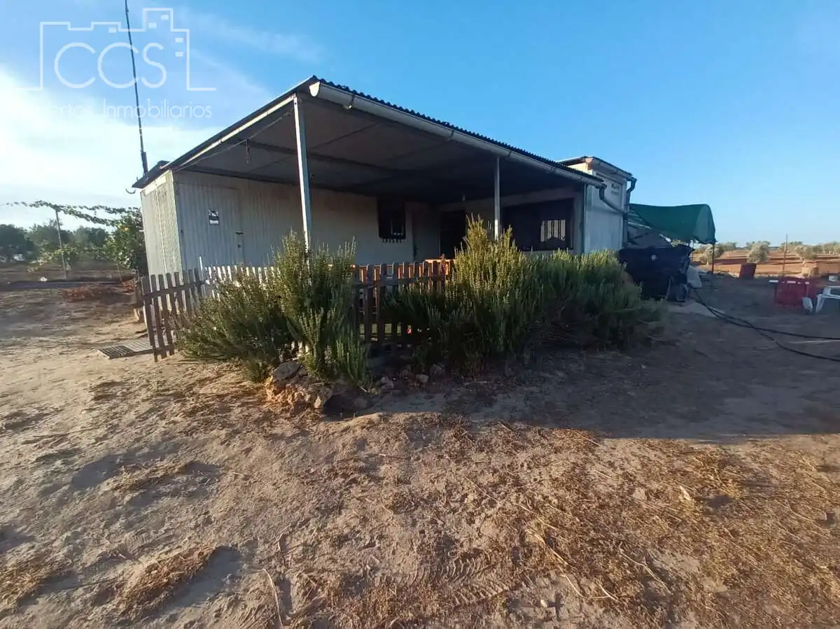 Finca rústica en venda en Bollullos Par del Condado amb Jardí privat i Moblat