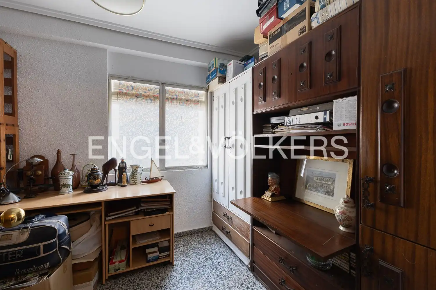 Bedroom of Flat for sale in Valencia  with Heating, Storage room and Balcony