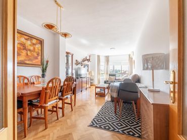 Flat with pool for sale in Casco Histórico