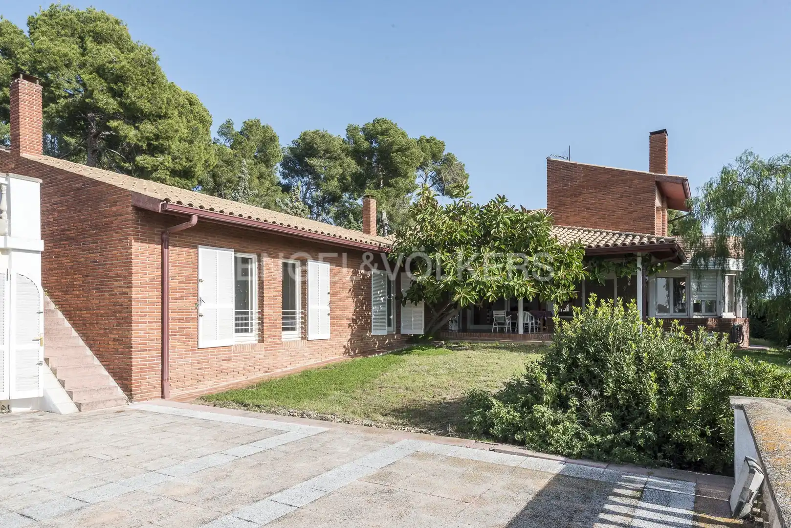Vista exterior de Casa o xalet en venda en Tarragona amb Calefacció, Jardí privat i Parquet