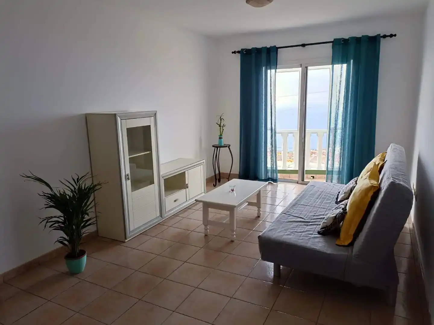Living room of Flat for sale in La Matanza de Acentejo  with Furnished and Balcony