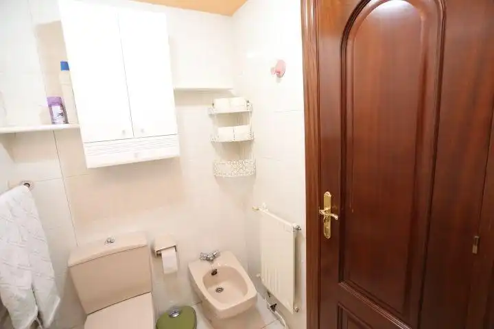 Bathroom of Flat for sale in Laviana  with Heating and Balcony
