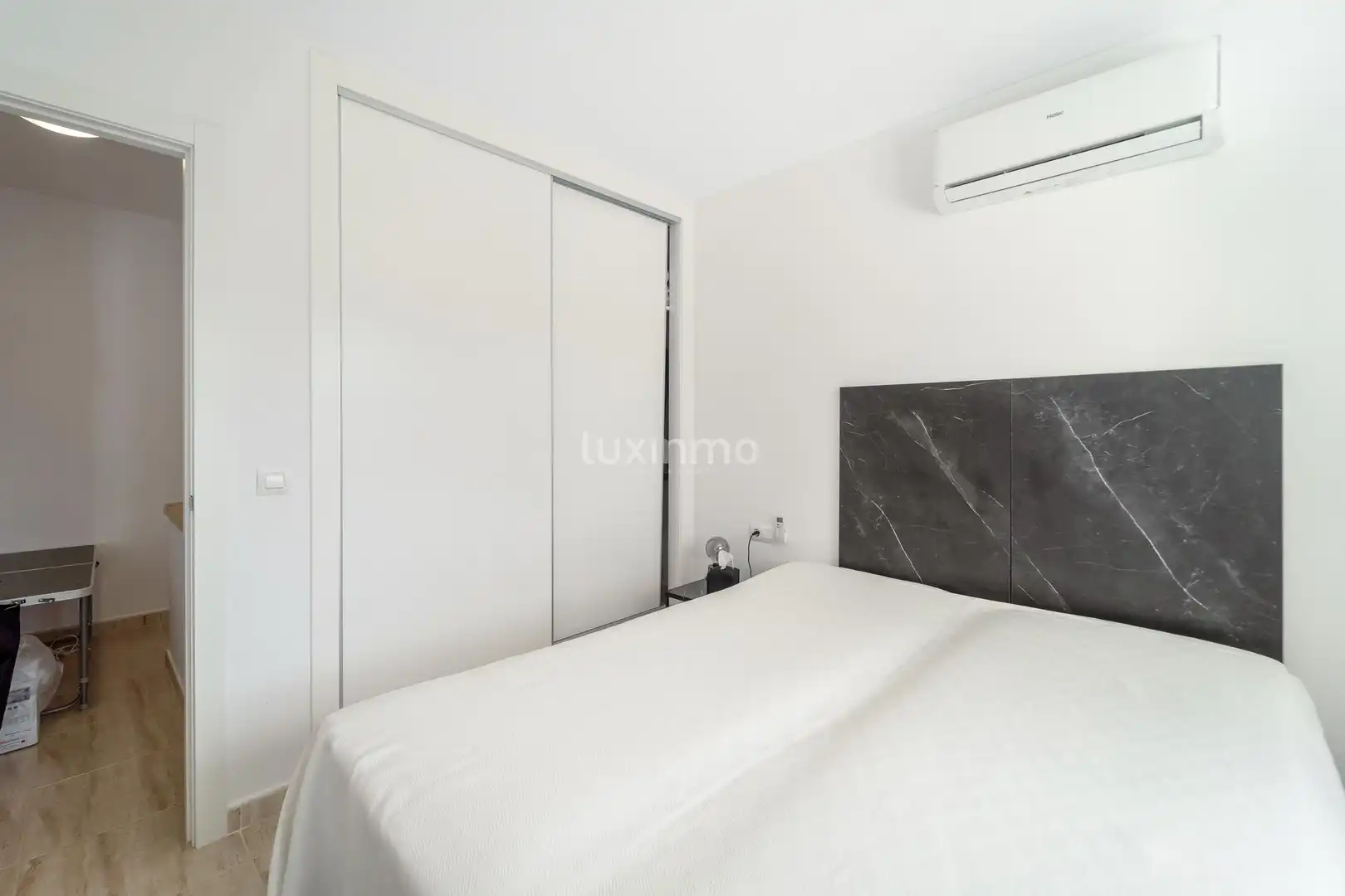 Dormitori de Casa adosada en venda en Calpe / Calp amb Aire condicionat, Terrassa i Piscina comunitària